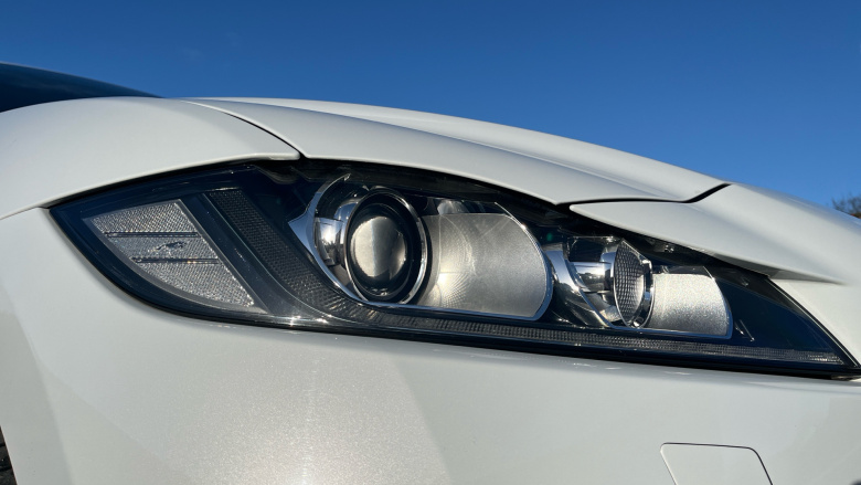 Jaguar F-Pace 2.0d [240] Chequered Flag 5dr Auto AWD Diesel Estate